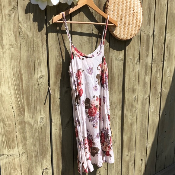 BRANDY MELVILLE / Flower dress / summer wear - Picture 3 of 5
